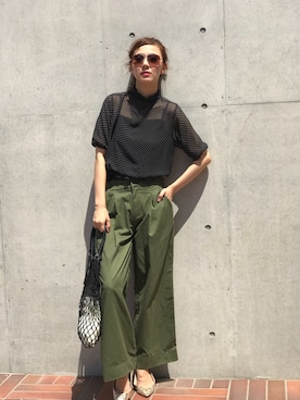 「カーキパンツ」｜libelle more staffさん（レディース・164cm）の春コーディネート