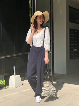 「スカラップ」｜「アイテム（オールインワン・サロペット）」を使った、libelle more staffさん（レディース・164cm）の春コーディネート