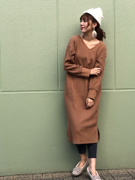 「アイテム（ニットキャップ/ビーニー、ホワイト系）」を使った、libelle more staffさん（レディース・164cm）の秋コーディネート