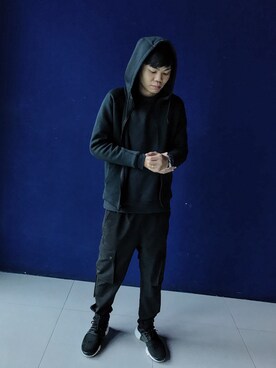 「NIKE（ナイキ）のアイテム（ジャケット/アウター、ブラック系）」を使った、Yu Laiさん（メンズ・173cm）の冬コーディネート