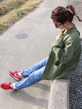 「カーキシャツ」｜「アイテム（ジャケット/アウター）」を使った、miisuuzuukiiさん（レディース・162cm）の冬コーディネート