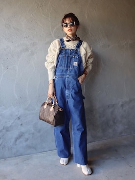 「Carhartt（カーハート）のアイテム（オールインワン・サロペット）」を使った、miisuuzuukiiさん（レディース・162cm）の秋コーディネート