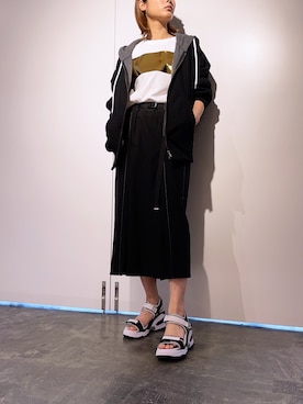 「FACETASM（ファセッタズム）のアイテム（パーカー）」を使った、HARU.さん（レディース・157cm）の春コーディネート