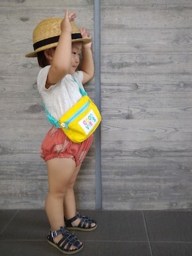 「The animals observatory（ジ・アニマルズ・オブザーバトリー）のアイテム（パンツ）」を使った、エトさん（キッズ・80cm）の夏コーディネート