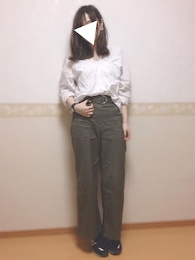 「スカラップ」｜「アイテム（アナログ腕時計）」を使った、𝕎‌*☻さん（レディース・167cm）の春コーディネート