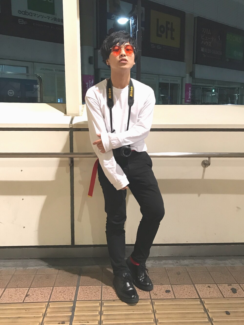 「下北沢のアイテム（サングラス、オレンジ系）」を使った、Kaiさん（メンズ・164cm）の春コーディネートの1枚目の写真