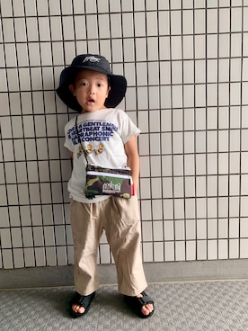 「petit main（プティマイン）のアイテム（チノパンツ）」を使った、kotaroさん（キッズ・100cm）の夏コーディネート