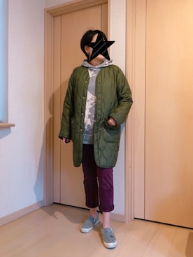「カーキアウター」｜「アイテム（ノーカラージャケット）」を使った、KOALAMAMAさん（レディース・163cm）の春コーディネート