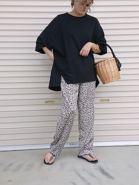 「モノトーンコーデ」｜「アイテム（ビーチサンダル）」を使った、ｅｒａさん（レディース・158cm）の夏コーディネート
