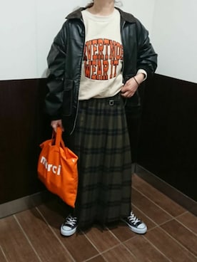 「hint hint（ヒントヒント）のアイテム」を使った、ｅｒａさん（レディース・158cm）の春コーディネート