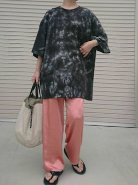 「サテンパンツ」｜「アイテム（ビーチサンダル）」を使った、ｅｒａさん（レディース・158cm）の夏コーディネート