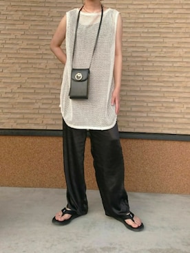 「サテンパンツ」｜「アイテム（ビーチサンダル）」を使った、ｅｒａさん（レディース・158cm）の夏コーディネート