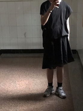 「Yohji Yamamoto（ヨウジヤマモト）のアイテム（スカート）」を使った、PinataAngusさん（メンズ・168cm）の夏コーディネート