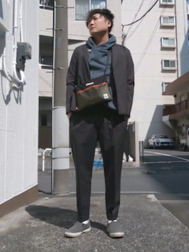 「CHUMS（チャムス）のアイテム（ショルダーバッグ）」を使った、まっちゃんさん（メンズ・183cm）の春コーディネート