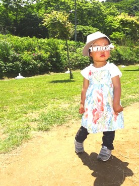 「UNIQLO（ユニクロ）のGIRLS レギンス（デニム・10分丈）（レギンス/スパッツ）」を使った、さやまろんさん（キッズ・80cm）の夏コーディネート