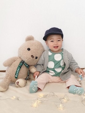 「BeBe（ベベ）のアイテム（帽子）」を使った、さやまろんさん（キッズ・70cm）の春コーディネート