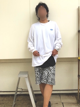 「スネーク柄」｜わっしょいさん（メンズ・180cm）の夏コーディネート
