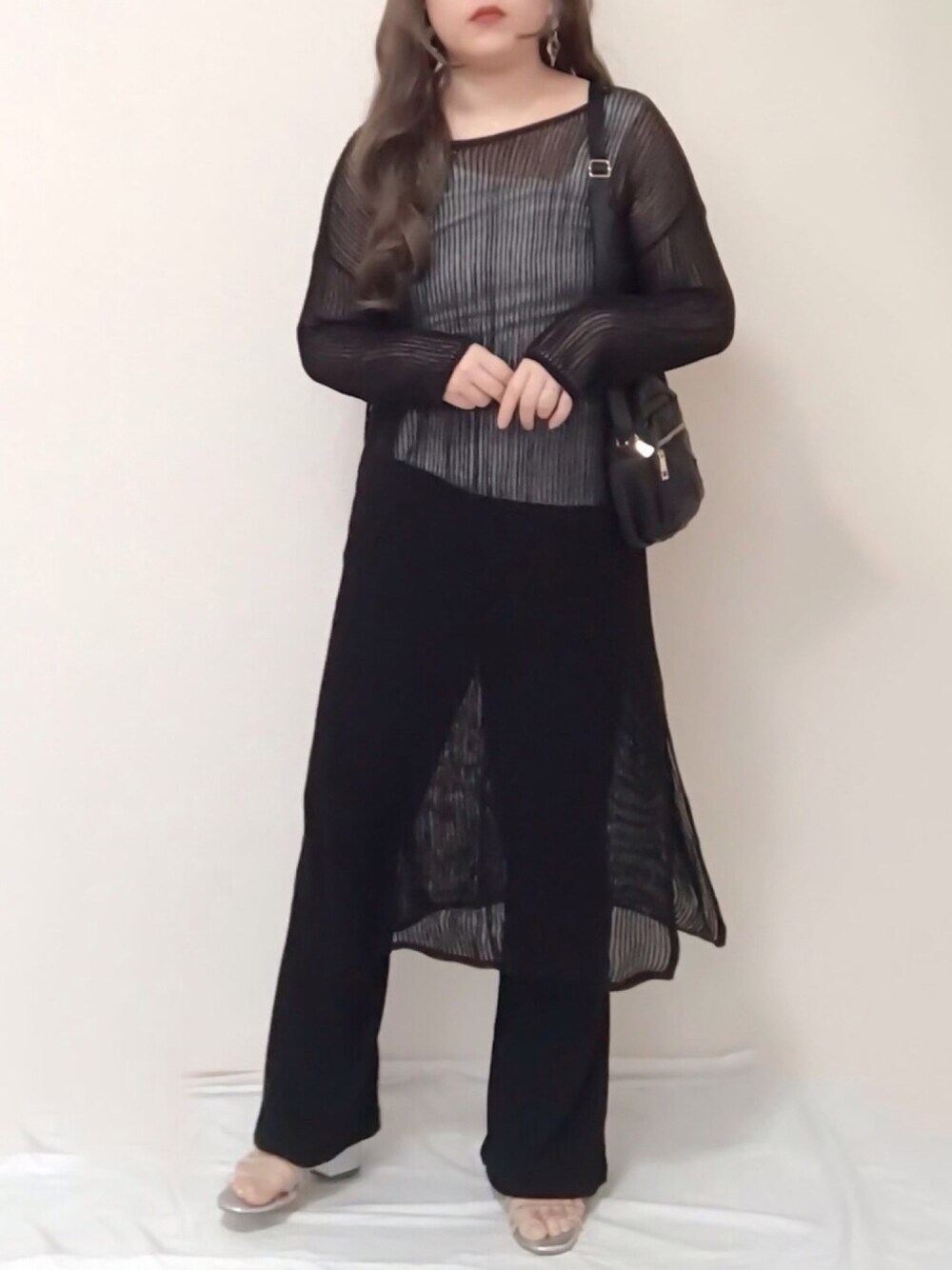 「ブラック、メッシュ、ワンピース、apretro、しまむら、プチプラ、低身長、153cm、モノトーン、オールブラック」｜「rectangleの透かし編みニットワンピース（ワンピース、ブラック系）」を使った、maru☺︎さん（レディース・153cm）の夏コーディネートの1枚目の写真