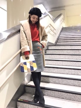 「刺繍」｜「アイテム（ムートンコート）」を使った、chicoさん（レディース・162cm）の冬コーディネート