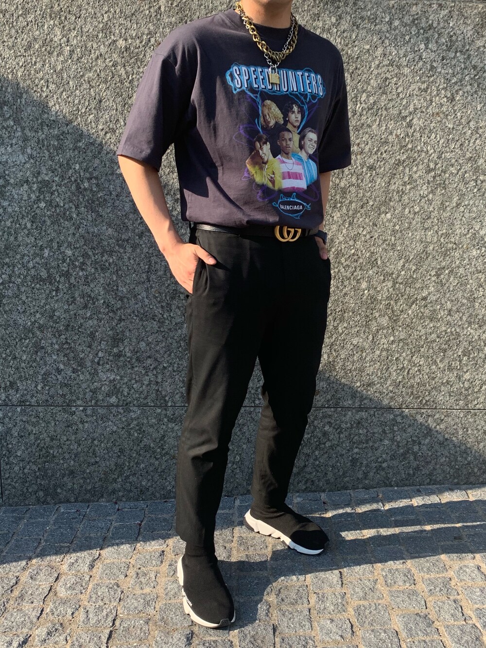「おしゃれさんと繋がりたい、BALENCIAGA、韓国ファッション、マッシュ、GUCCI、korea style、スピードトレーナー、韓国好きな人と繋がりたい」｜「BALENCIAGAのアイテム（トップス、グレー系）」を使った、つとむさん（メンズ・173cm）の夏コーディネートの1枚目の写真