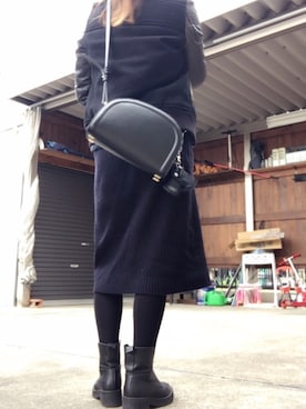 「全身黒」｜「アイテム（ライダースジャケット）」を使った、めーたん。さん（レディース・153cm）の冬コーディネート