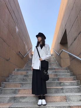 「Yohji Yamamoto（ヨウジヤマモト）のアイテム（ショルダーバッグ）」を使った、thulerさん（レディース・167cm）の春コーディネート