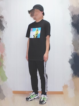 「Gosha Rubchinskiy（ゴーシャラブチンスキー）のアイテム（バッグ）」を使った、gu.raさん（メンズ・166cm）の春コーディネート