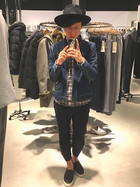 「COMME CA ISM（コムサイズム）のアイテム（デニムジャケット）」を使った、ｓｈｏｔａさん（メンズ・170cm）の秋コーディネート