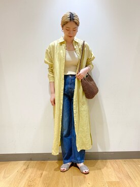 takami使用「URBAN RESEARCH DOORS（リネンバックタックシャツワンピース）」的時尚穿搭