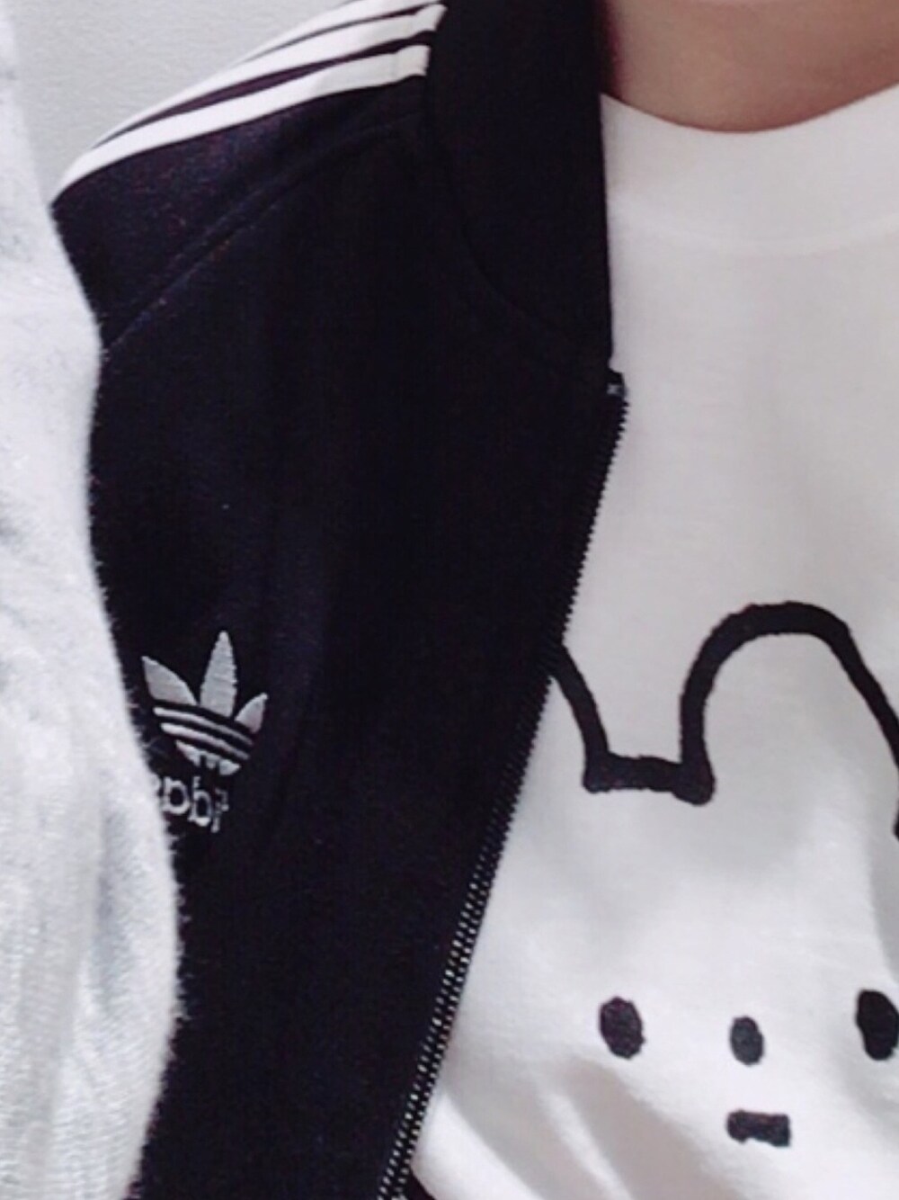 「きっこうちゃん、adidas」｜「adidasの【adicolor】オリジナルス トラックトップ ジャージ [SST TRACK TOP]（ジャージ、ブラック系）」を使った、sssさん（レディース・154cm）の秋コーディネートの1枚目の写真