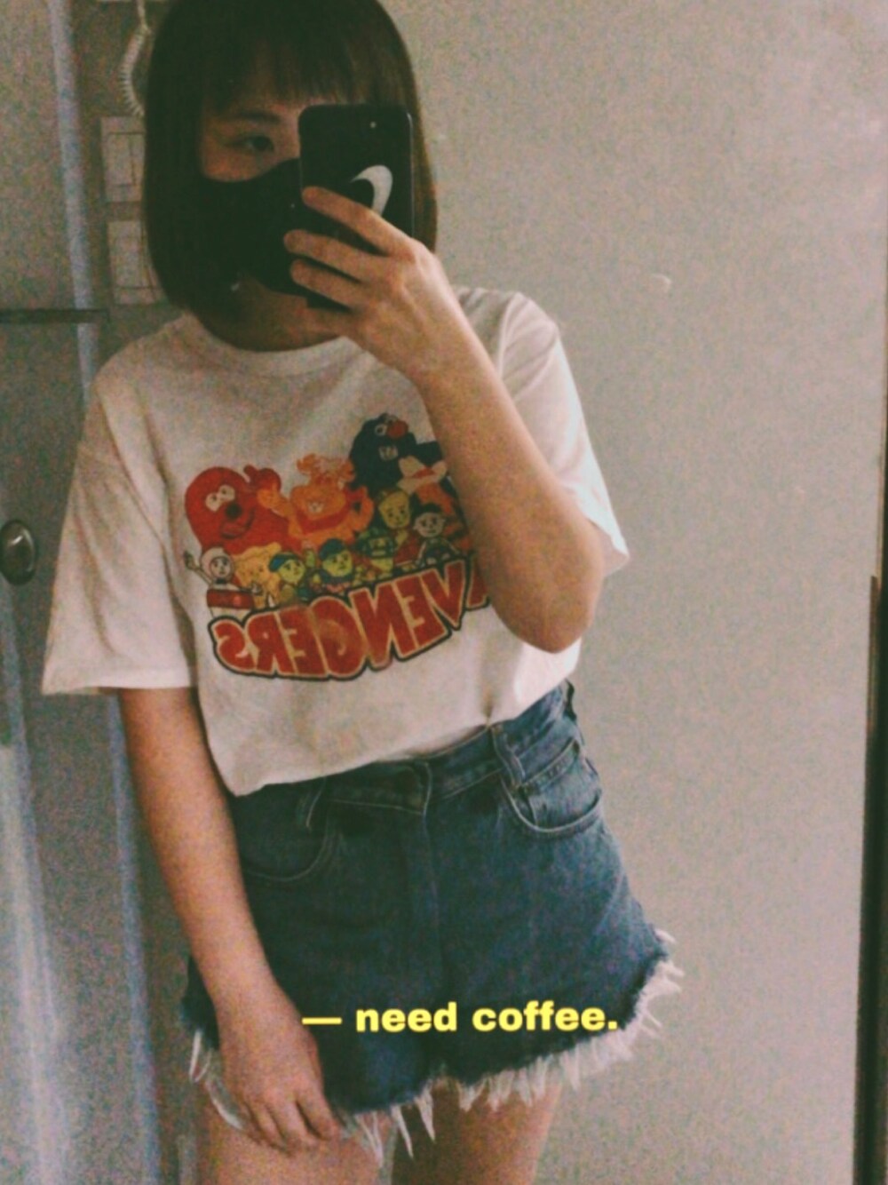 「hongkong、Tshirts」｜「@heungshing_hkのアイテム（Tシャツ/カットソー、ホワイト系）」を使った、CocoNgさん（レディース・155cm）の春コーディネートの1枚目の写真