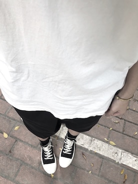 「RICK OWENS」｜「アイテム（その他シューズ）」を使った、junaさん（レディース・168cm）の秋コーディネート