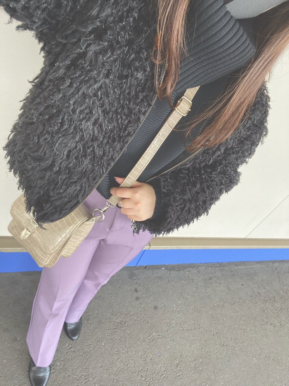「MURUAのBIGタートルニットプルオーバー（ニット/セーター、ブラック系）」を使った、S❤︎さん（レディース・162cm）の冬コーディネートの1枚目の写真