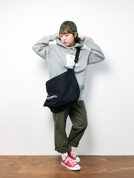 「reca（レカ）のアイテム（キャップ）」を使った、konabeさん（レディース・153cm）の冬コーディネート