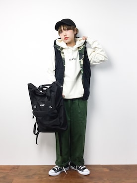 「MERLOT（メルロー）のアイテム（チノパンツ）」を使った、konabeさん（レディース・153cm）の冬コーディネート