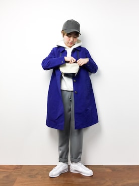 「ブルー x ホワイト」｜「アイテム（ステンカラーコート）」を使った、konabeさん（レディース・153cm）の冬コーディネート