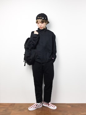 「黒リュック」｜「アイテム（ブルゾン）」を使った、konabeさん（レディース・153cm）の冬コーディネート