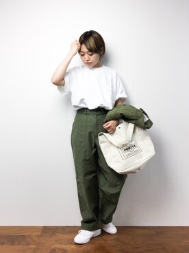 「カーキ×ホワイト」｜konabeさん（レディース・153cm）の春コーディネート
