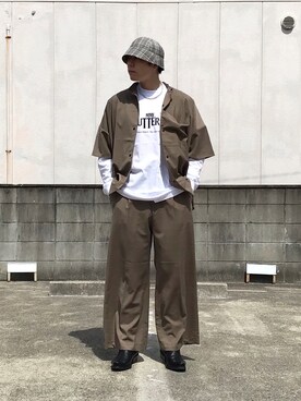 「BASISBROEK（バシスブルック）のアイテム（スラックス）」を使った、Renさん（メンズ・168cm）の春コーディネート