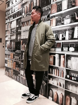 「コート」｜「アイテム（MA-1）」を使った、yokoさん（メンズ・175cm）の冬コーディネート