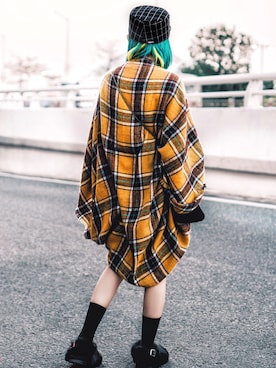 「yellow」｜「アイテム（キャップ）」を使った、miskyさん（レディース・160cm）の冬コーディネート