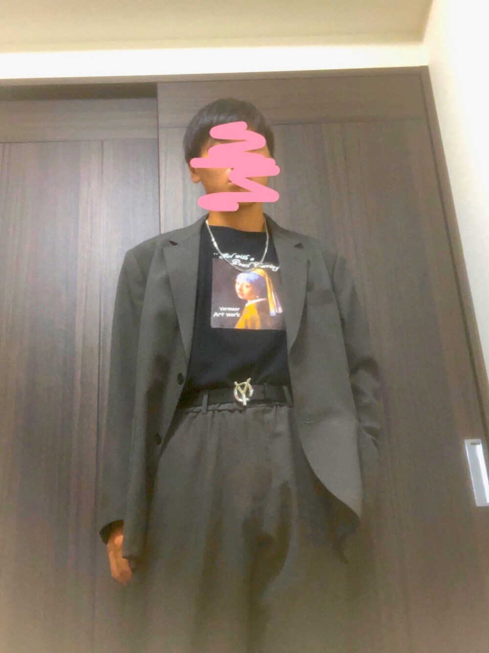 「おしゃれさんと繋がりたい、秋のコーデ、いいね、save、フォローお願いします🤑、セットアップ、オーバーサイズ、ユニクロ、きれいめカジュアル、フォローミー、フォローお願いします」｜「BENDER TOKYOの【BENDER TOKYO】アート転写プリント 半袖Tシャツ MONNA LISA/THE LAST SUPPER/SUNFLOWERS/GIRL WITH A PEARL EARING（Tシャツ/カットソー、ブラック系）」を使った、スケ🪕さん（メンズ・176cm）の夏コーディネートの1枚目の写真