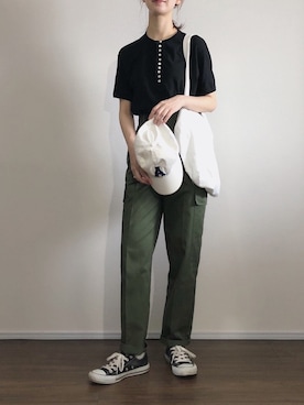 「CLANE（クラネ）のアイテム（カーゴパンツ）」を使った、あさこさん（レディース・164cm）の夏コーディネート