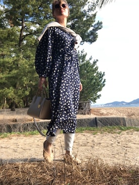 「GU（ジーユー）のアイテム（ワンピース、ブルー系）」を使った、Lana☆さん（レディース・165cm）の春コーディネート