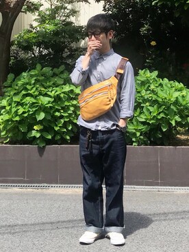 「アイテム（ボディバッグ/ウエストポーチ、イエロー系）」を使った、ともあき®さん（メンズ・167cm）の春コーディネート
