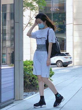 「AVAN LILY（アヴァンリリィ）のアイテム（ワンピース/ドレス）」を使った、♡ ℐ i ℓ ℓ 𓈒𓏸  さん（レディース・160cm）の秋コーディネート