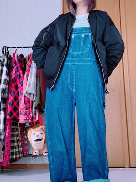 「SpRay（スプレイ）のアイテム（オールインワン・サロペット）」を使った、みにさん（レディース・145cm）の春コーディネート