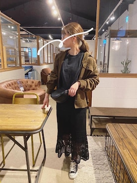 「NEUNA（ヌナ）のウエストゴムシアーニットロングスカート（スカート）」を使った、CANAさん（レディース・162cm）の春コーディネート