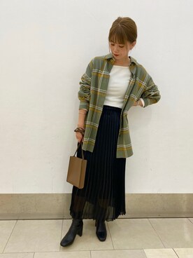 「ラブアンドピース2020」｜「アイテム（アクセサリー）」を使った、CANAさん（レディース・162cm）の秋コーディネート