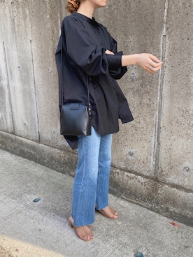 「GRL（グレイル）のバックタックデザインオーバーサイズシャツ（シャツ/ブラウス）」を使った、CANAさん（レディース・162cm）の春コーディネート